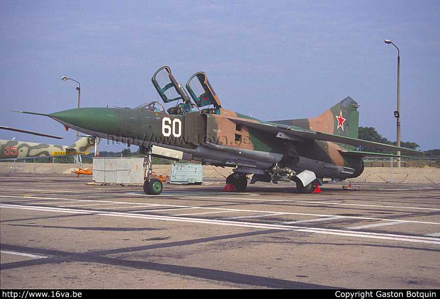 MiG-23UB