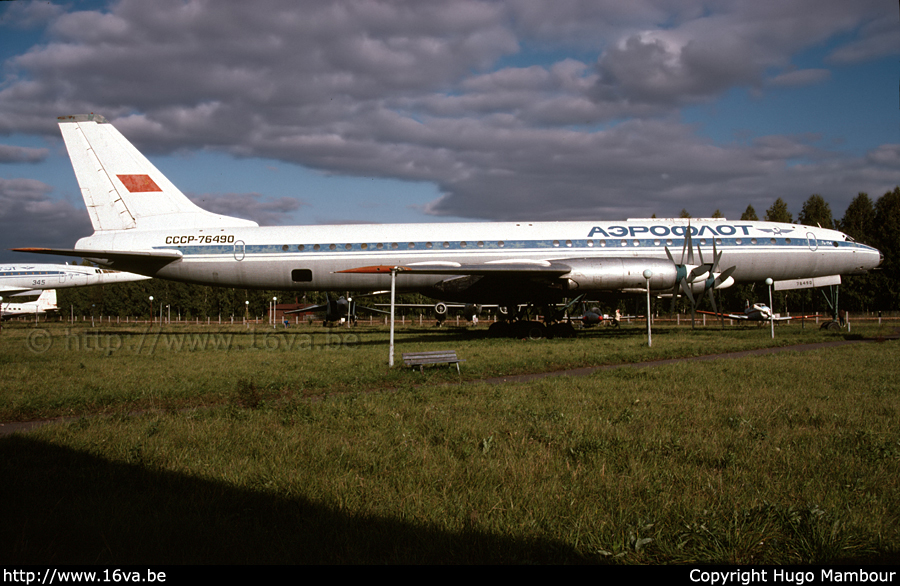 Tu-114