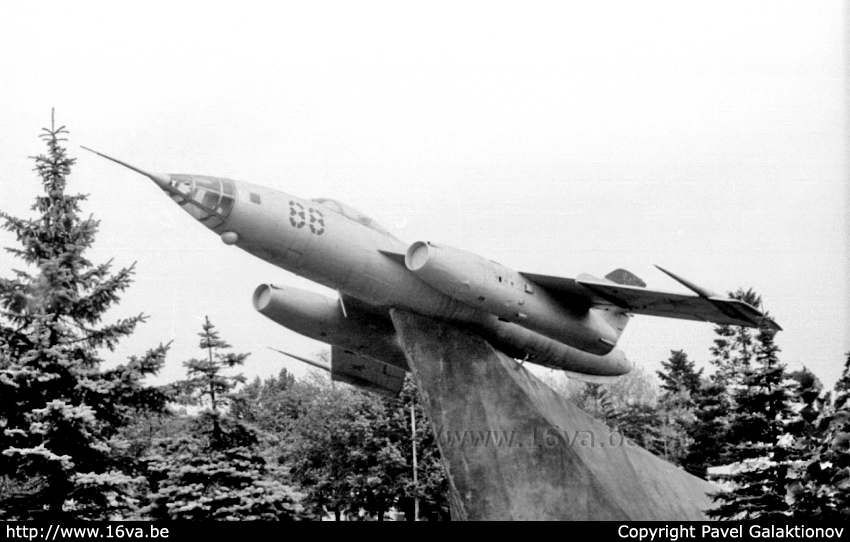 Yak-27R