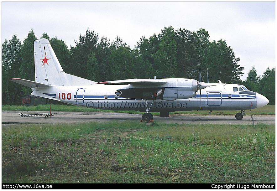 .An-24B  '100'