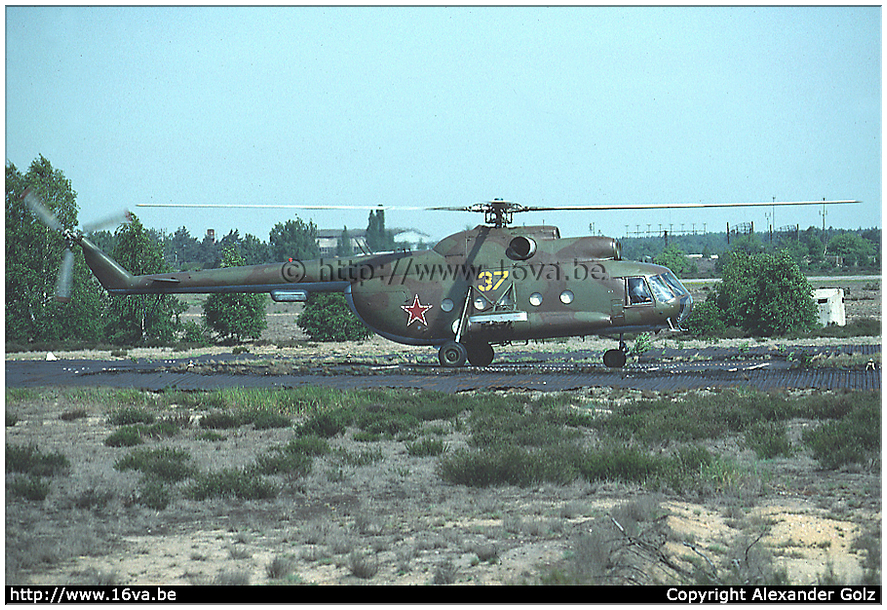 .Mi-8T '37'