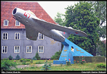 .MiG-17F