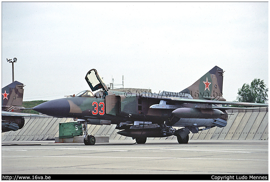 .MiG-23MLD '33'