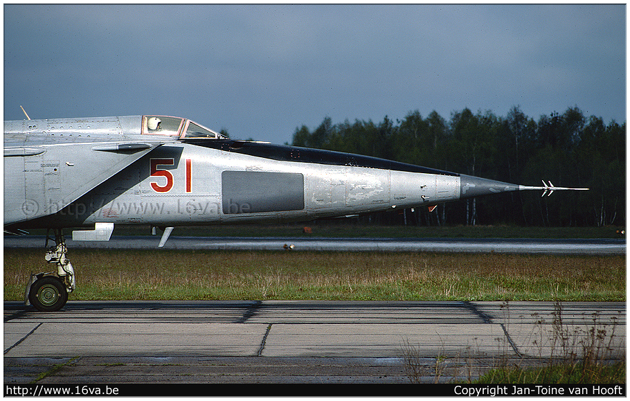 .MiG-25RBSh '51'