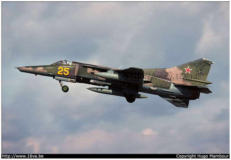 .MiG-27D '25'