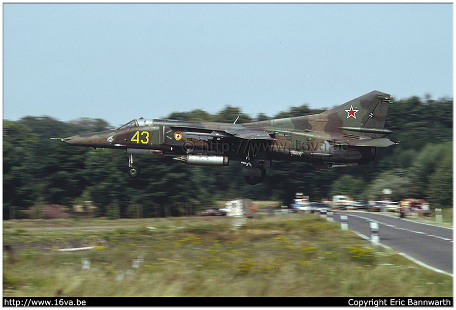 .MiG-27D '43'