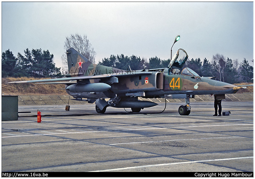 .MiG-27D '44'