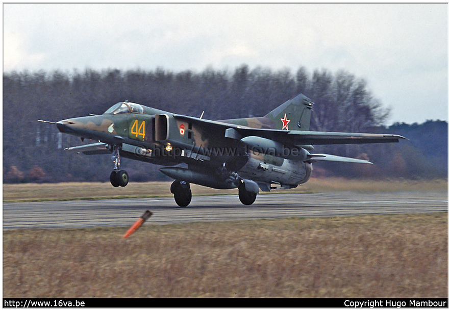 .MiG-27D '44'