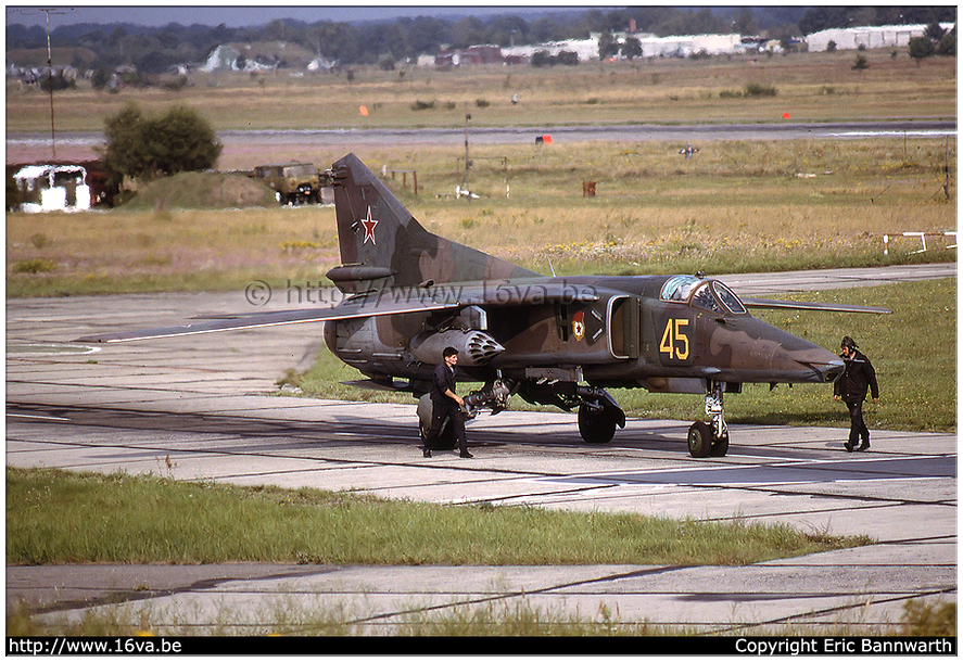 .MiG-27D '45'