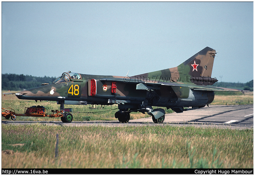 .MiG-27D '48'