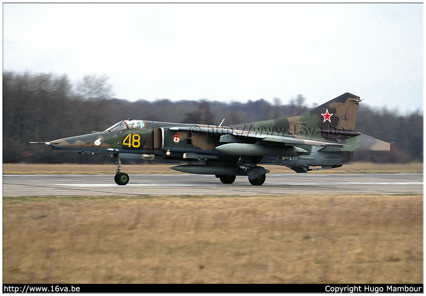 .MiG-27D '48'