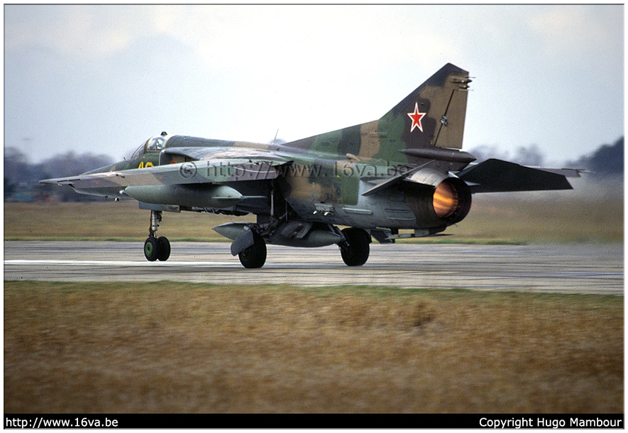 .MiG-27D '48'