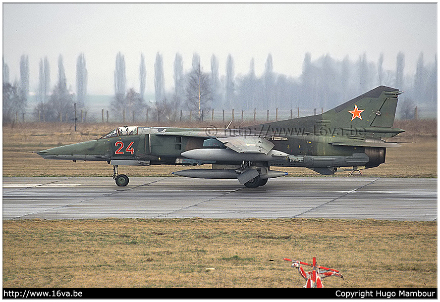 .MiG-27D '33'