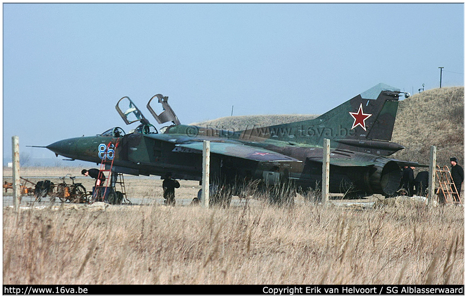 .MiG-23UB '86'