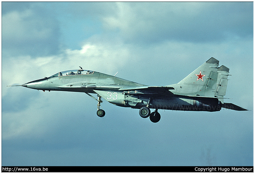 .MiG-29UB '33'