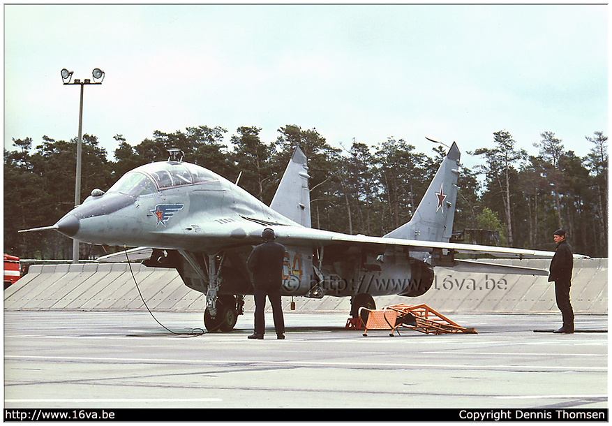 .MiG-29UB '64'