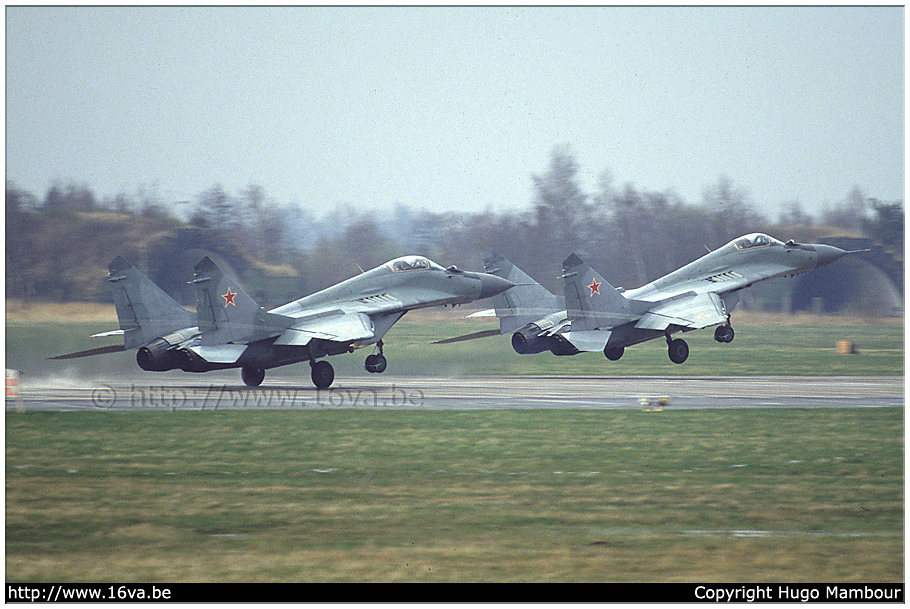 .MiG-29 '10-12' toff