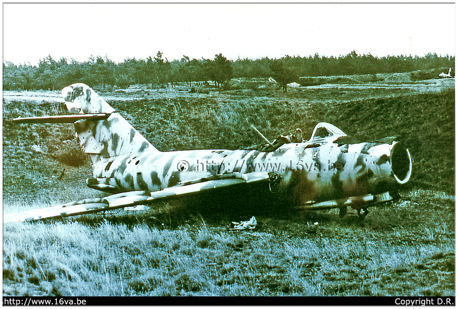 .MiG-17F