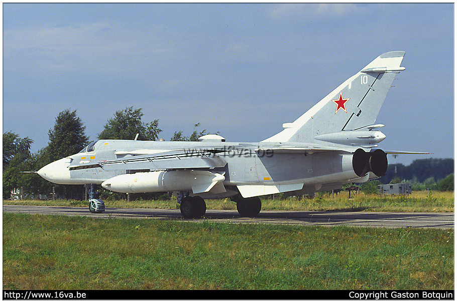 .Su-24MR  '10' 