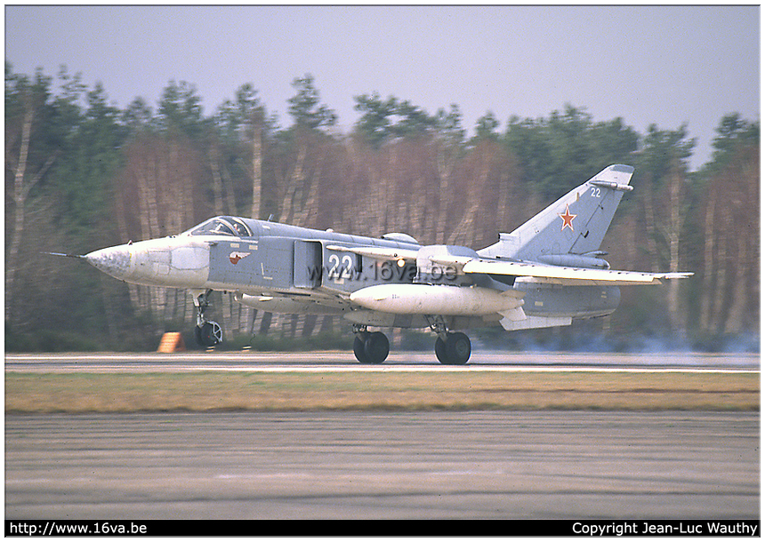 .Su-24MR  '22'