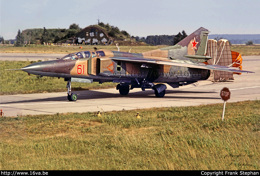 MiG-23UB