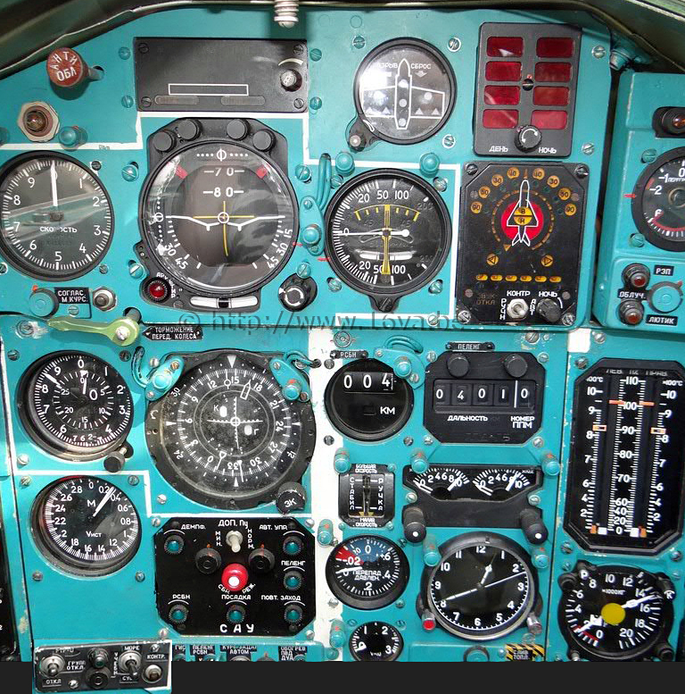 Cockpit MiG-25BM