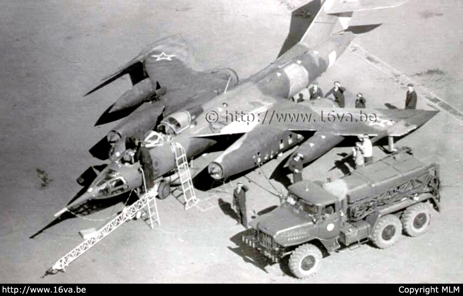 Yak-28R
