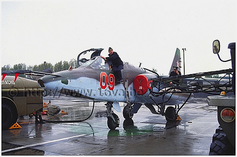 Su-25