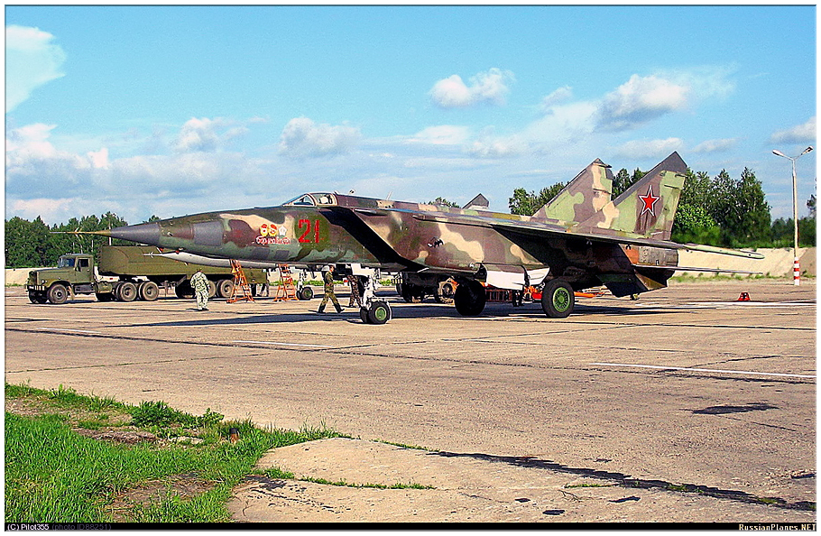 .MiG-25RBF '38'