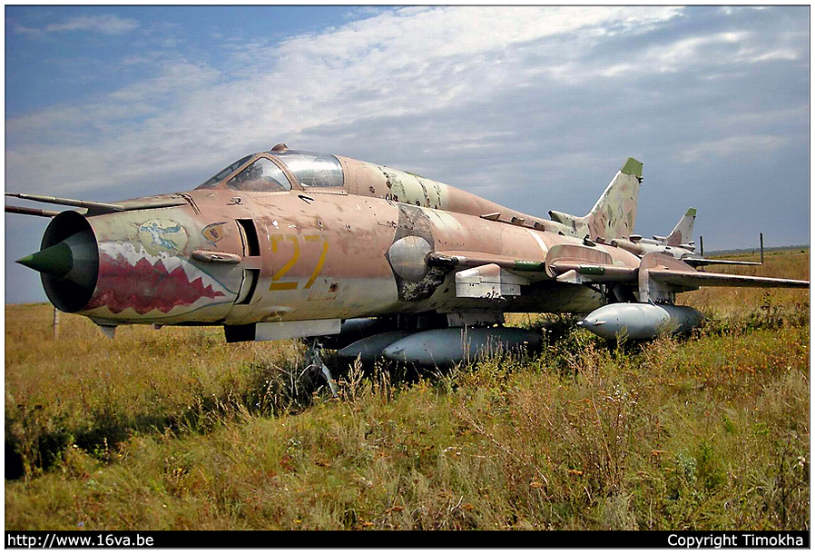 .Su-17M4 '27'
