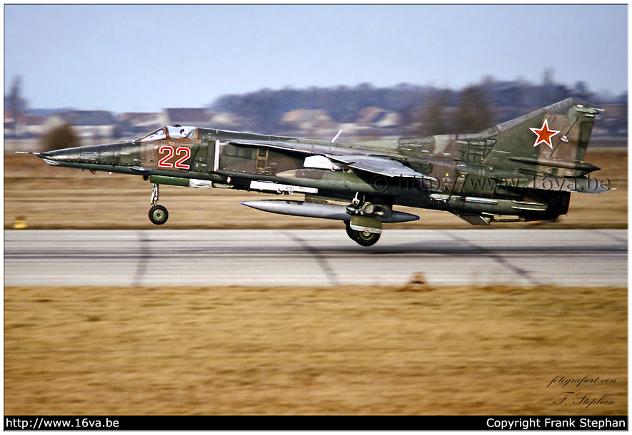 .MiG-27M '22'