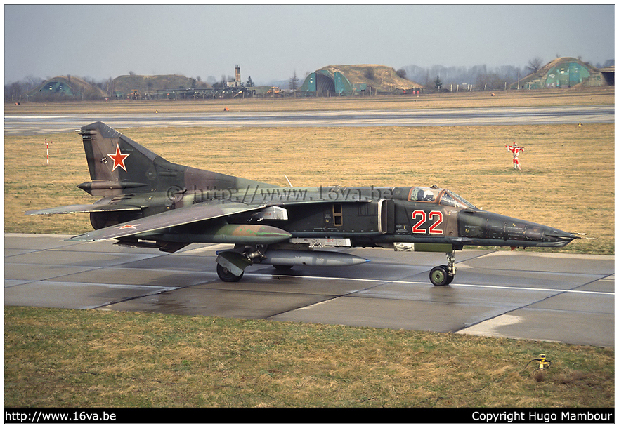.MiG-27M '22'