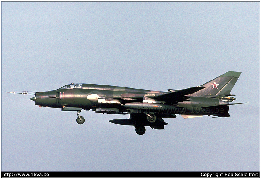 .Su-17M4 '11'