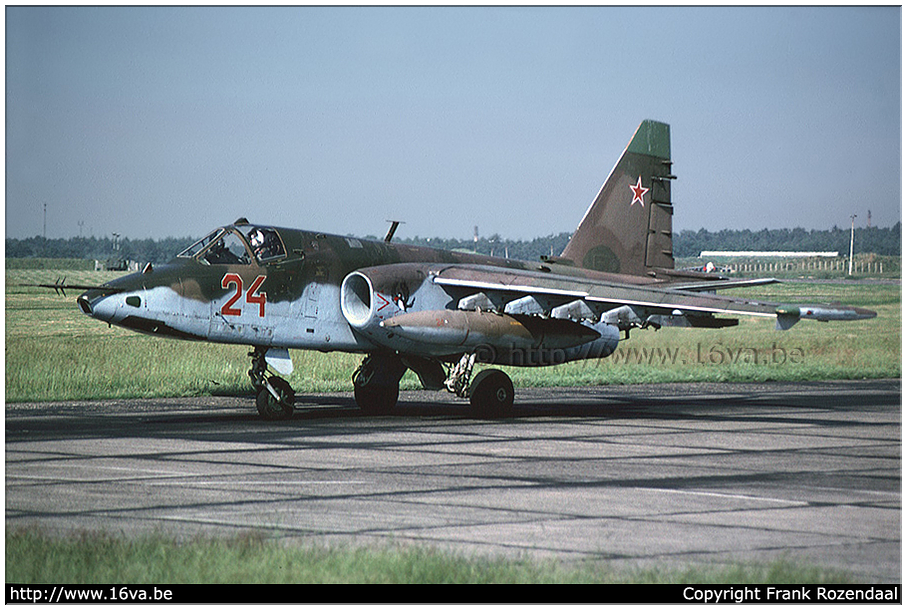 .Su-25 '24'