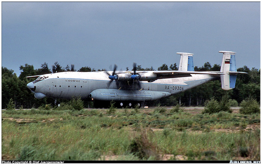 .An-22 '09306'